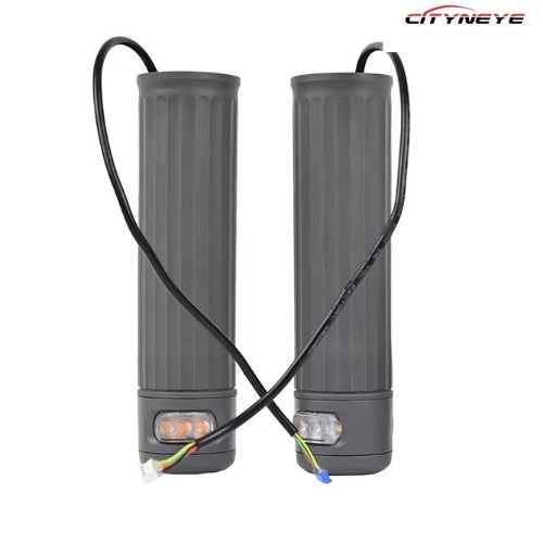 Ein-Paar-Lenkergriffe-inklusive-Blinker-Mi4d