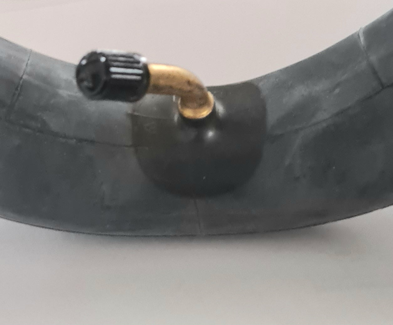 Schlauch 8.5x2 (50-156) Gebogenes Ventil 135ºx45º