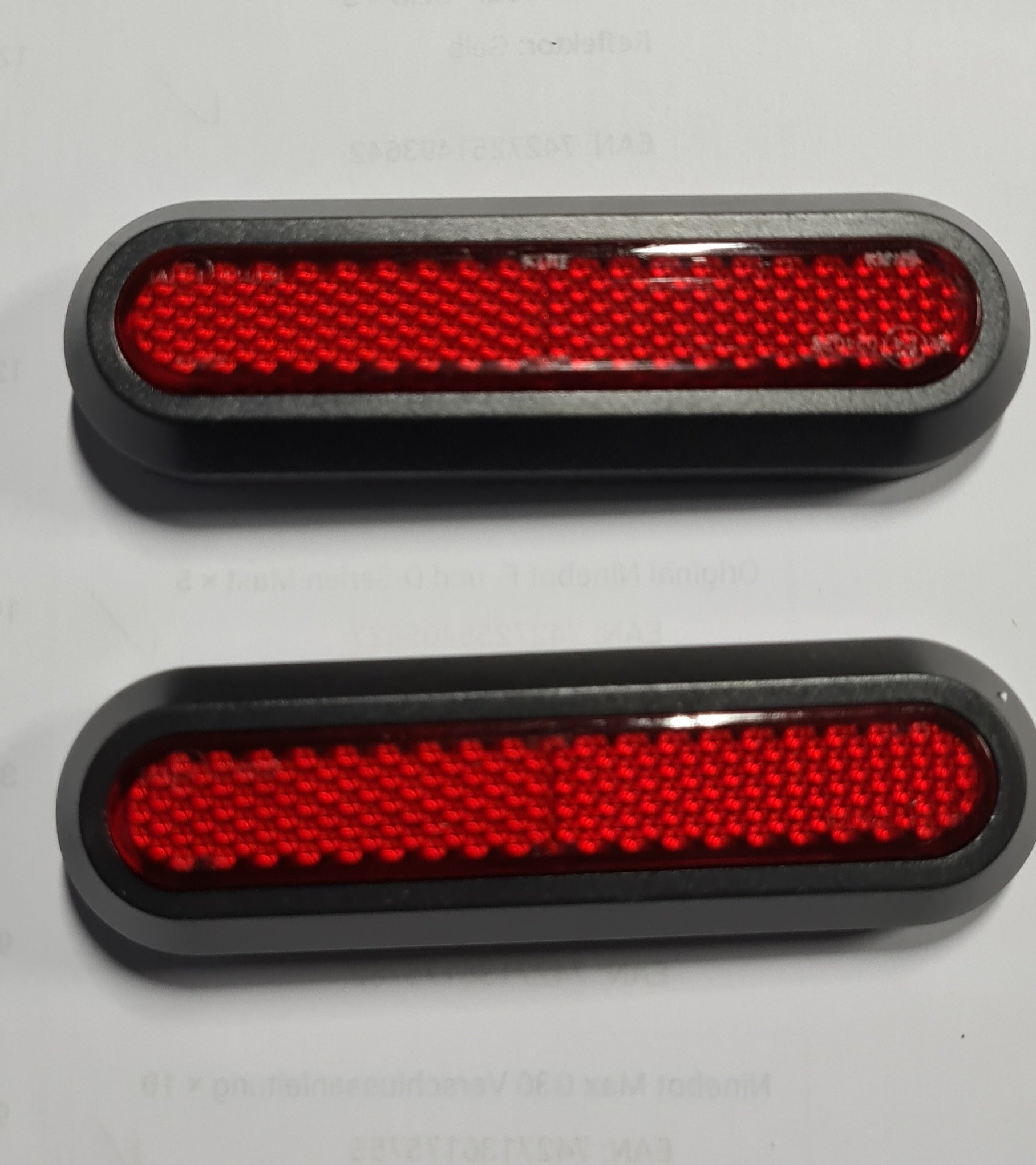 Reflektor rechteckig rot Universal (M5) - Reflektoren -   - Mofa, Roller, Ersatzteile und Zubehör